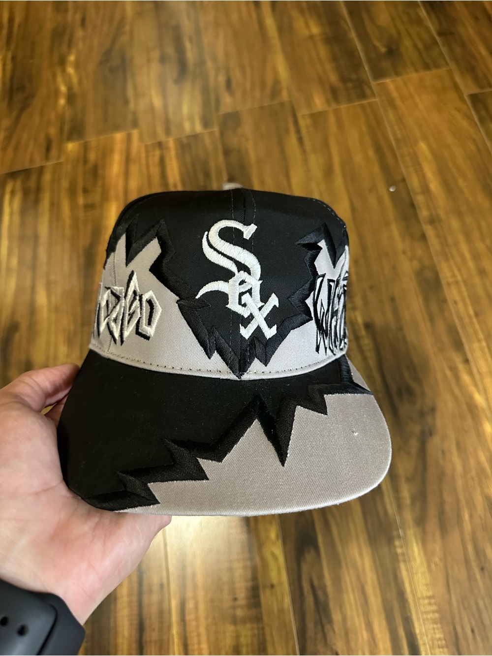 RARE Chicago White Sox Jagged Edge Vintage Hat